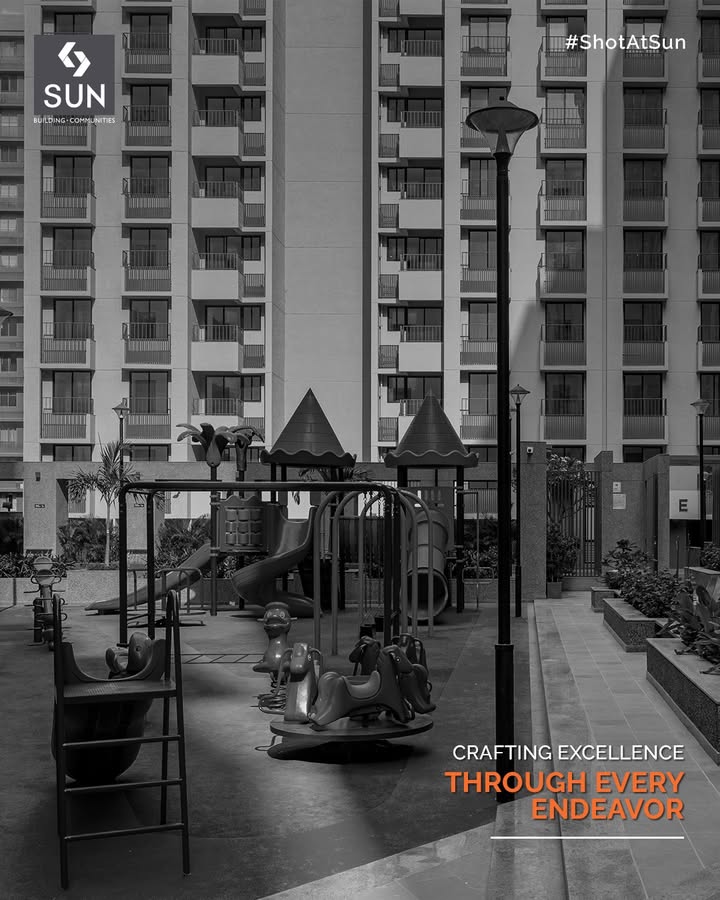 Sun Builders,  SunSolace, SunBuilders, JourneyOfPastYear, RealEstate, ProgressiveSpaces, Ahmedabad, Gujarat