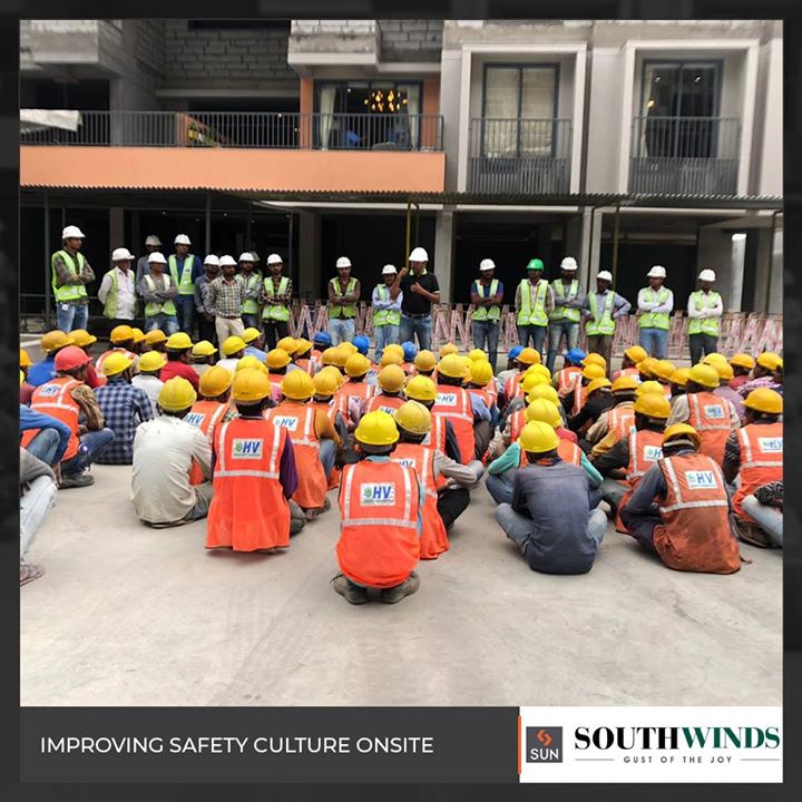 Glimpses from the safety session held at #SunSouthWinds ensuring the safety of the workers on site.

#SunBuilders #RealEstate #Ahmedabad #RealEstateGujarat #Gujarat