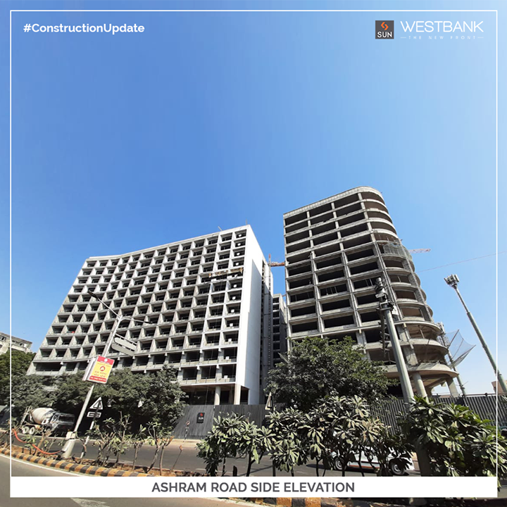 Be surrounded by the spectacular River Front and get encouraged to Work at an inspirational work environment. The upcoming Business Hub at Ashram Road, Sun West Bank is a potential retail experience owing to its optimized positioning as shown in these Construction Updates. Ashram Road, Riverfront and Vallabh Sadan Side Elevations are under Progress along with Block-A Primer and Texturing. 

#SunBuildersGroup #SunBuilders #SunWestBank #Commercial #ConstructionUpdate #AshramRoad #RiverFront #RealEstate #RealEstateAhmedabad #Ahmedabad #Gujarat #GujaratRealEstate #India