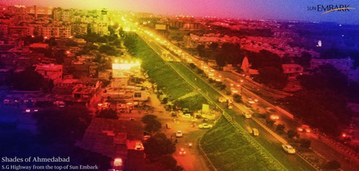 Shades of #Ahmedabad. 

Beautiful view of S.G. Highway from the top of Sun Embark - Luxury Sky Suites.

#gujarat #SGHighway