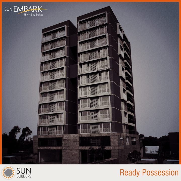 Fantastic location, #premium lifestyle #amenities, open landscaped spaces and a great layout & design, Sun Embark has it all. Located near the Sola over-bridge , it has within its vicinity educational institutions, hospitals, shopping malls and cinemas along with an easy accessibility to the airport.
