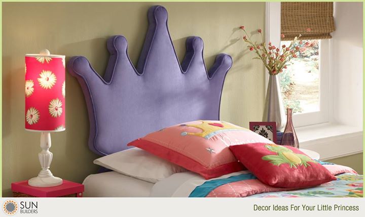 It's always nice when our bedrooms can reflect our personality; if you are raising an adorable little princess, this creative bedroom accessory will help her feel like the royal star she is! #decor #ideas #kidsroom
