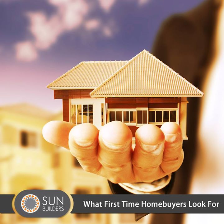 What should first time home buyers keep in mind? Find out with Makaan.com's survey of first home buyer preferences at http://goo.gl/gZcdkJ #Tips #RealEstate #HomeBuyer