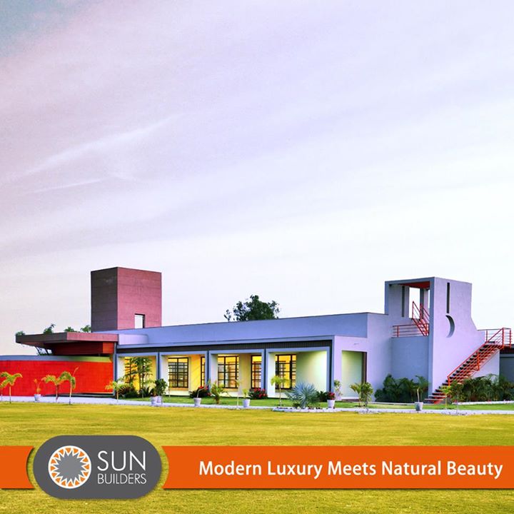Surrounded by lush, landscaped gardens, Sun Solace by Sun Builders Group represent the finest in luxury living. Call us on +91 98795 23871 for details. #luxurious #lifestyle