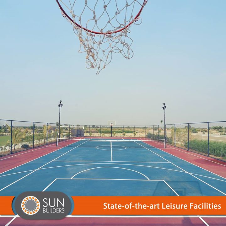 A dip in the pool, a competitive frame of snooker, or a fast paced game of basketball surrounded by lush green nature. Exprience a whole new level of leisure at Sun Solace #Luxurious #Lifestyle