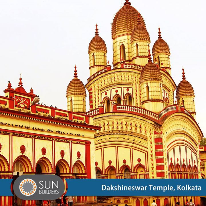 Dakshineswar temple, famous for its association with Ramakrishna Paramahamsa, was built circa 1855 by Rani Rashmoni and incorporates the traditional Nava-ratna or nine spires style of Bengal architecture. #Landmark #Architecture