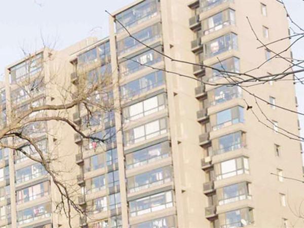 Real estate bill to protect small property buyers
To protect small property buyers, a parliamentary panel is understood to have recommended to cover housing projects on land below 1000 sq metre in the proposed Real Estate Regulatory Bill. Read more at:http://economictimes.indiatimes.com/articleshow/48177626.cms?utm_source=contentofinterest&utm_medium=text&utm_campaign=cppst