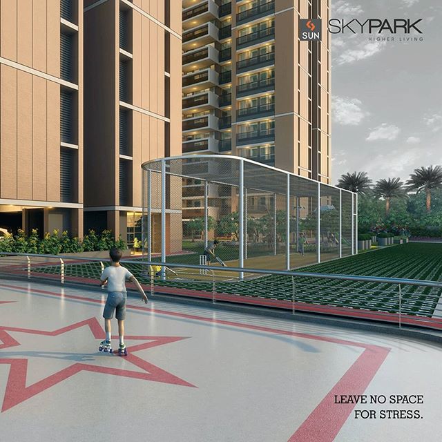 Layered with amenities like sports area, #Skypark has space only for your happiness and not stress.
For more details visit www.sunbuilders.in
#Sunbuilders #realestate #happyleisuretimes #enjoyment