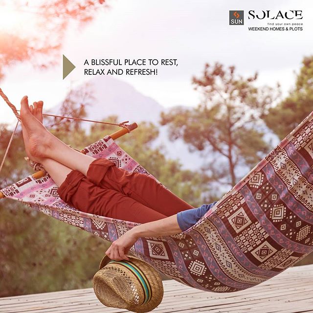 Located in Sanand, Sun Solace is a peaceful getaway in the cradle of greenery to find yourself. 
#SunBuilders #SunSolace #Residential
