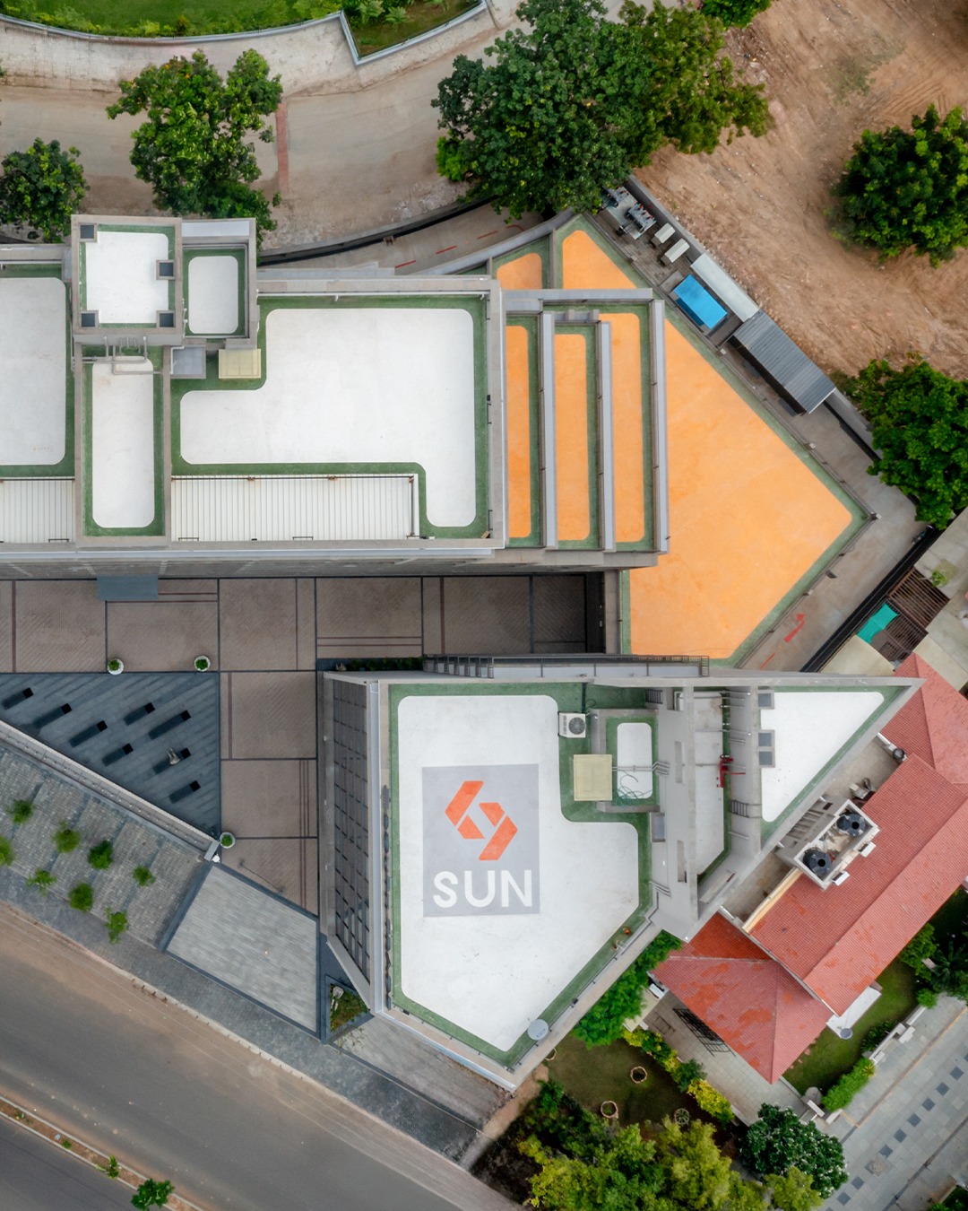Sun Builders,  SunBuildersGroup, SunMark, GuessTheBuilding, AhmedabadRealEstate, BuildingCommunities