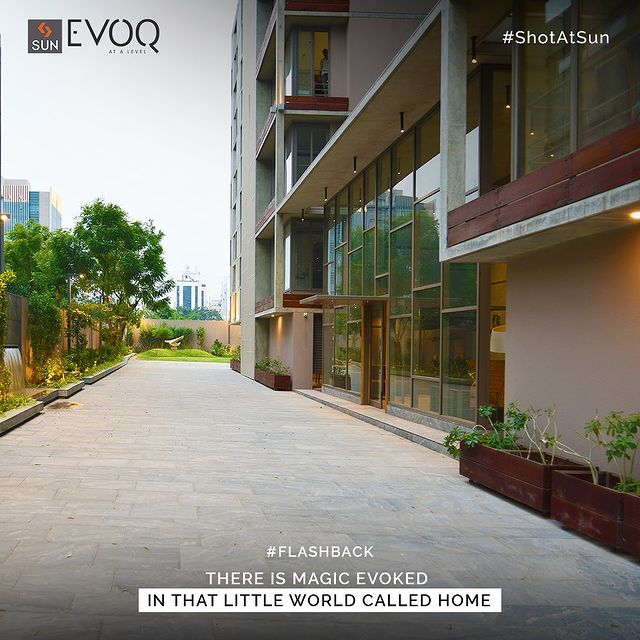 Wearing the crown of finesse, Sun Evoq is an exclusive residential project that boasts of a spectacular design and quality infrastructure.

Reflecting the highest standards of quality in premium sense, the project remains to be the symbol of beauty.

Location - Bodakdev
Year Of Completion - 2017

#Evoq #SunEvoq #CompletedProject #FlashBack #RealEstate #SunBuilders #SGHighway #Ahmedabad #Gujarat