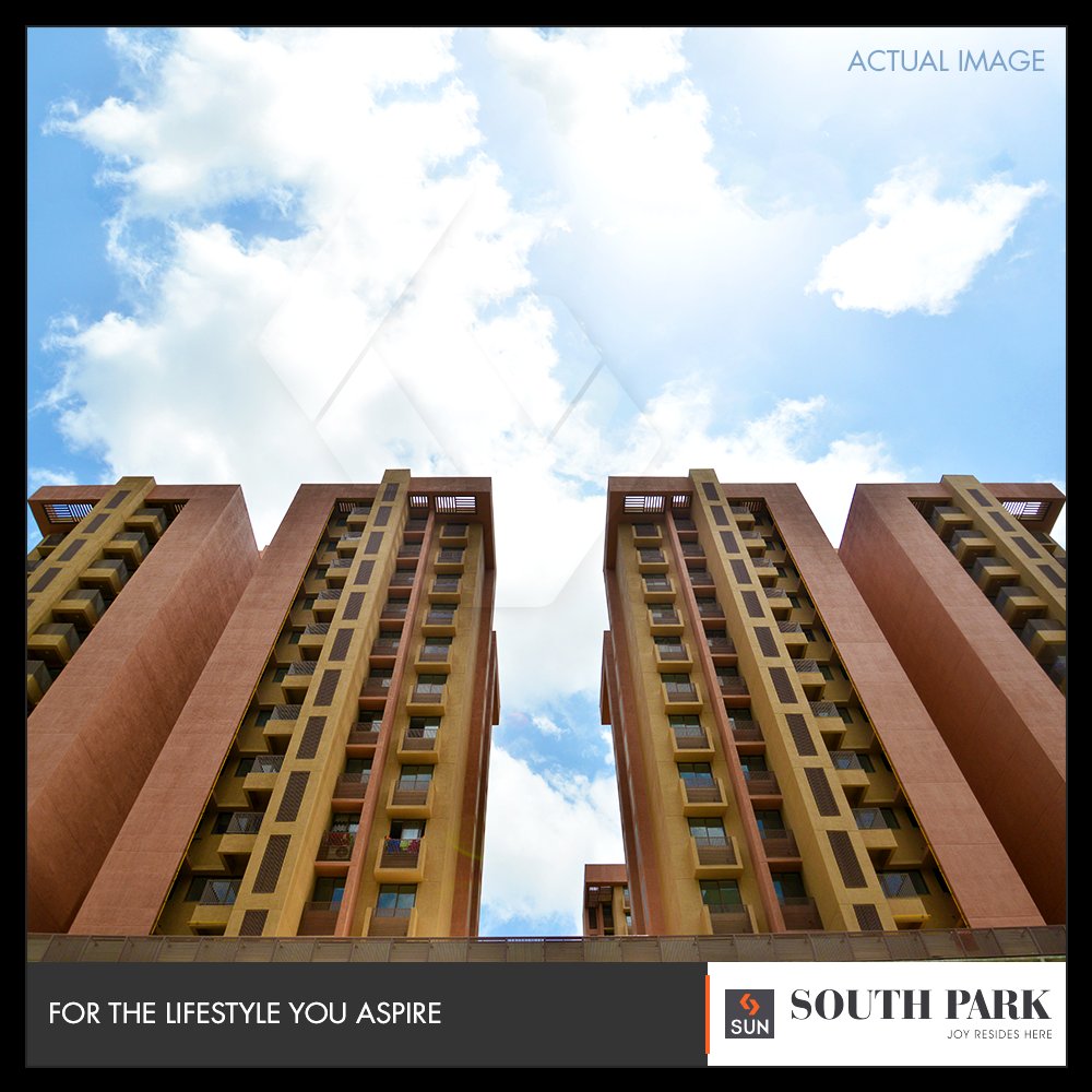 Homes that ensure being a gateway to majestic views!

#SouthPark #SunSouthPark #SunBuilders #RealEstate #Ahmedabad #RealEstateGujarat #Gujarat https://t.co/6gXrQpRxPA