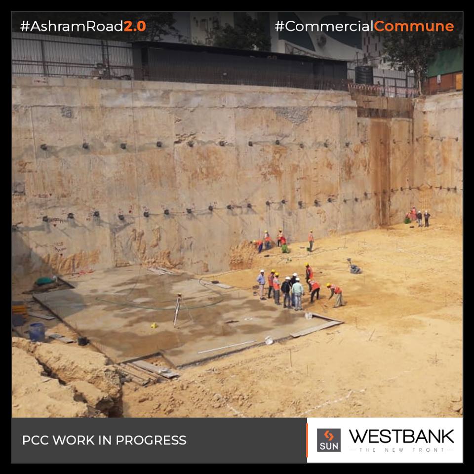 Onsite update at Westbank, PCC work in progress.

#SunBuilders #RealEstate #SunWestBank #Ahmedabad #Gujarat #SunBuildersGroup #AshramRoad2point0 #commercialcommune #ComingSoon #NewProject https://t.co/qJsE1dMvw2