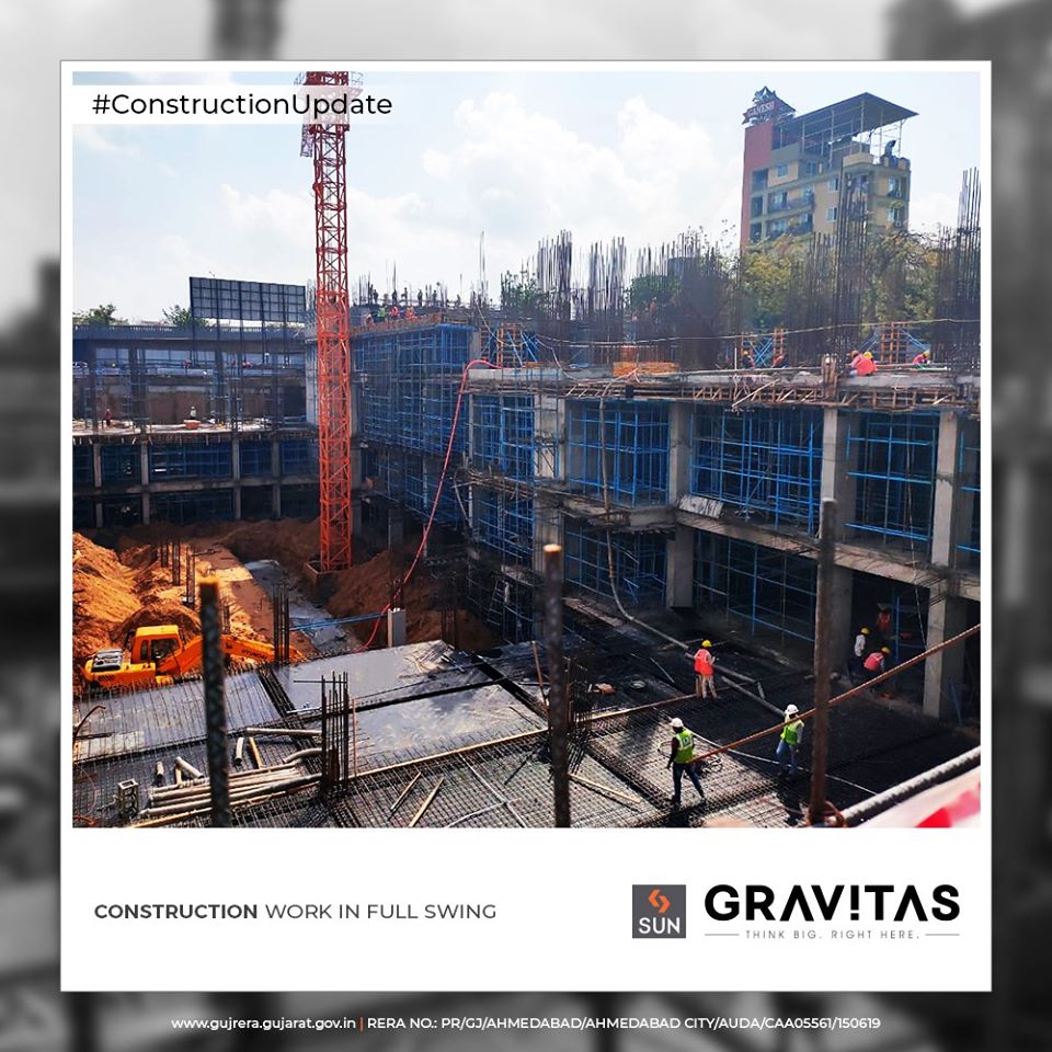 Construction work in full swing.

#ConstructionUpdate #SunGravitas #OfficeSpaces #Tetails #SunBuildersGroup #Ahmedabad #Gujarat #RealEstate https://t.co/o7cvtuuI9p