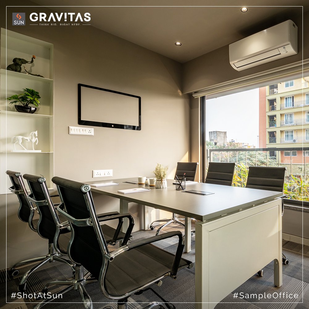Sun Gravitas’ Show Office is ready to host you. 

For Details Call: +91 987932058

Architect: @hm.architects
Location: Shyamal Cross Road
Status: Possession Dec 2021

#SunBuildersGroup #SunBuilders #SunGravitas #SampleOffice #ShotAtSun #CommercialSpace #ShyamalCrossRoad https://t.co/qh57IFpfOD
