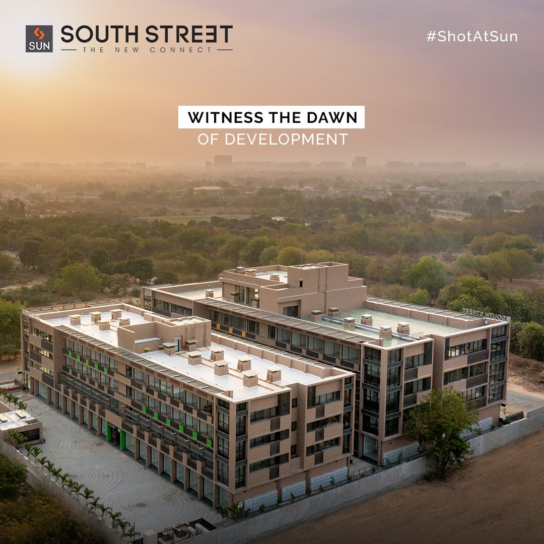 Looking at the opportunity of the captive audience at SOBO, Sun South Street has been designed.

For Details Call: +91 99789 32081

Location: South Bopal
Status: Ready Possession
Architect: @hm.architects

#SunBuildersGroup #SunBuilders #SunSouthStreet #Retail #Showrooms https://t.co/XgZ619J54D