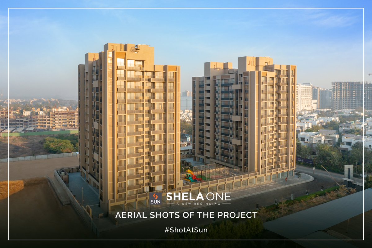Sharing the Aerial Shots of Our Recently Completed Project, Sun ShelaOne. This Project is decked up with 2 and 2.5 BHK apartment units that are designed ingeniously to offer the unobstructive panoramic views.
#SunBuildersGroup #SunBuilders #ShotAtSun #SunShelaOne #AffordableHomes https://t.co/zujtMuLOT8