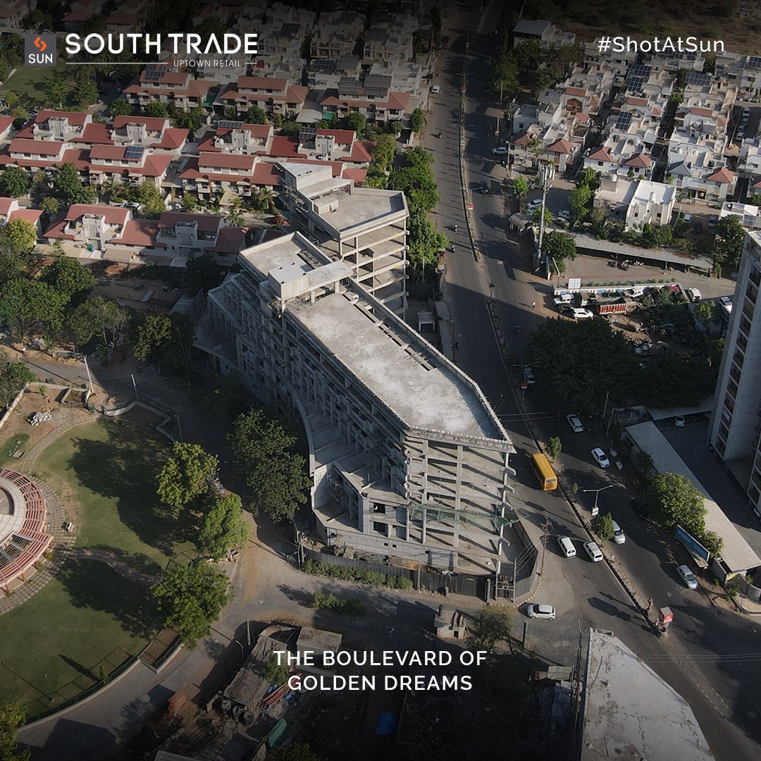 The footfall & returns, #SunSouthTrade brings them all together!

The centrally located and angularly designed commercial project is indeed the boulevard of golden dreams that envisages extending engaging environment to ensure the best in-store experience. https://t.co/Uf4WT1C1Hi