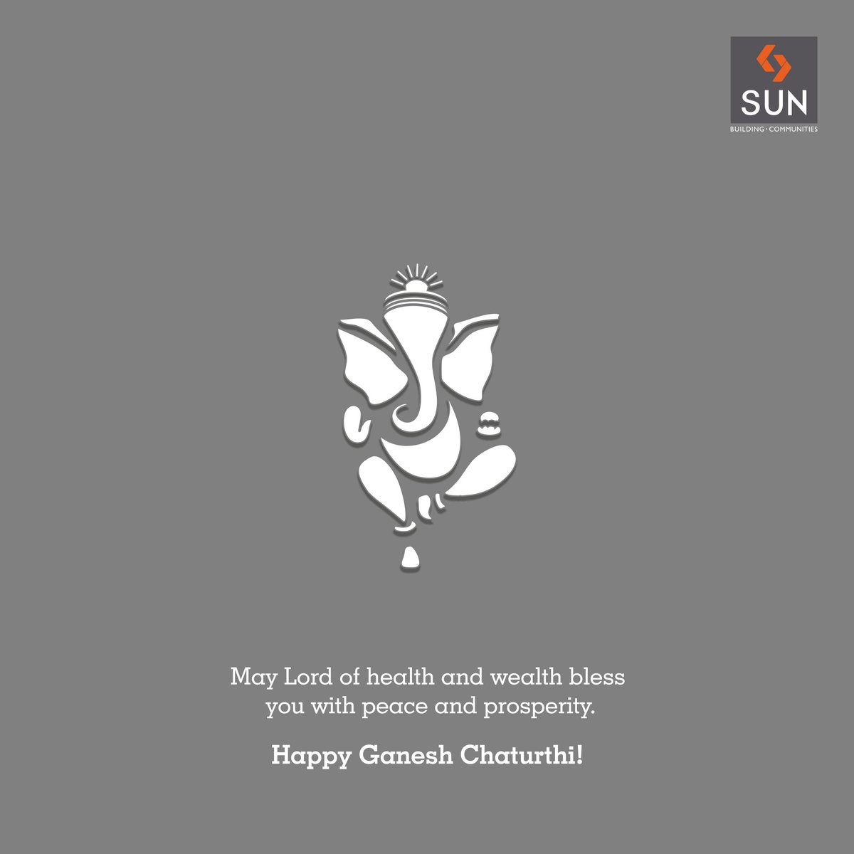 On this holy day, we wish #LordGanesha glitter your life with good fortune.
Happy #GaneshChaturthi to all! https://t.co/nHKlNoKUK4